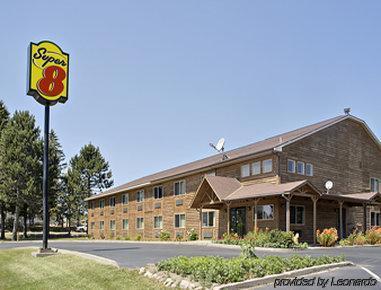 Northwoods Inn And Suites Ely 外观 照片